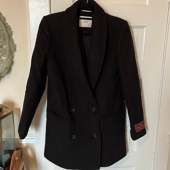 Aritzia Reeves Wool Coat - Picture 4 of 13